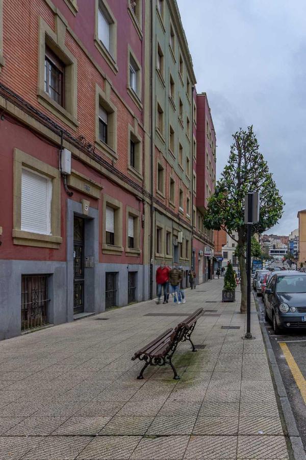 Ah Hostel Room4You Oviedo Vut3026As Εξωτερικό φωτογραφία