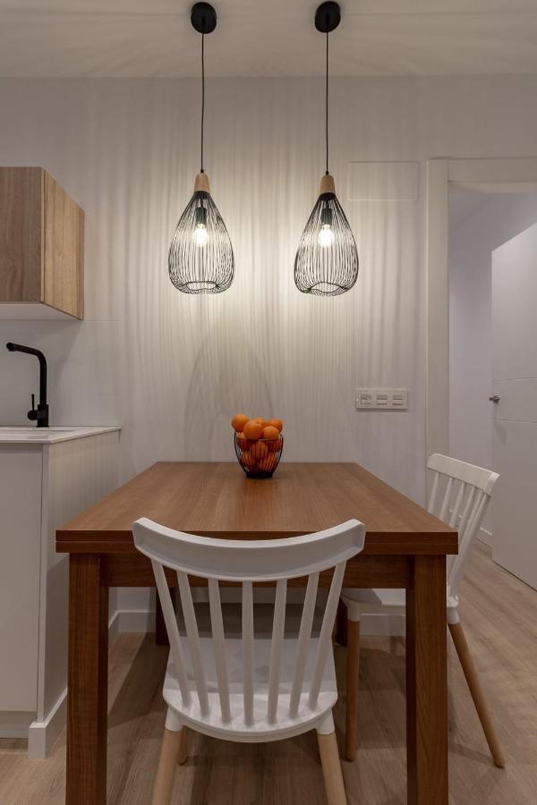 Ah Hostel Room4You Oviedo Vut3026As Εξωτερικό φωτογραφία