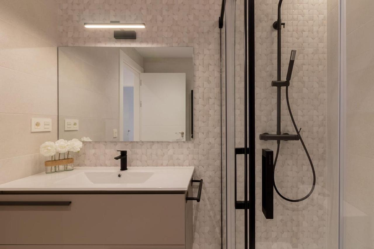 Ah Hostel Room4You Oviedo Vut3026As Εξωτερικό φωτογραφία